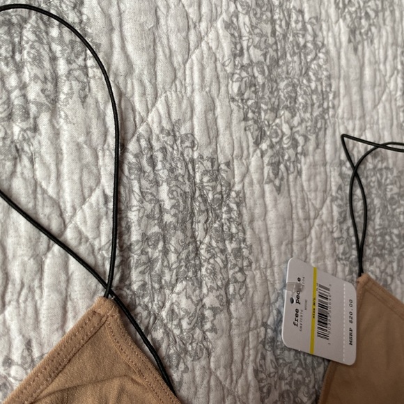 Free People spaghetti strap tank top/bralette/camisole - Picture 4 of 4